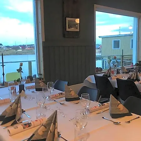 Jakobselvkaia アパートホテル Vadsø